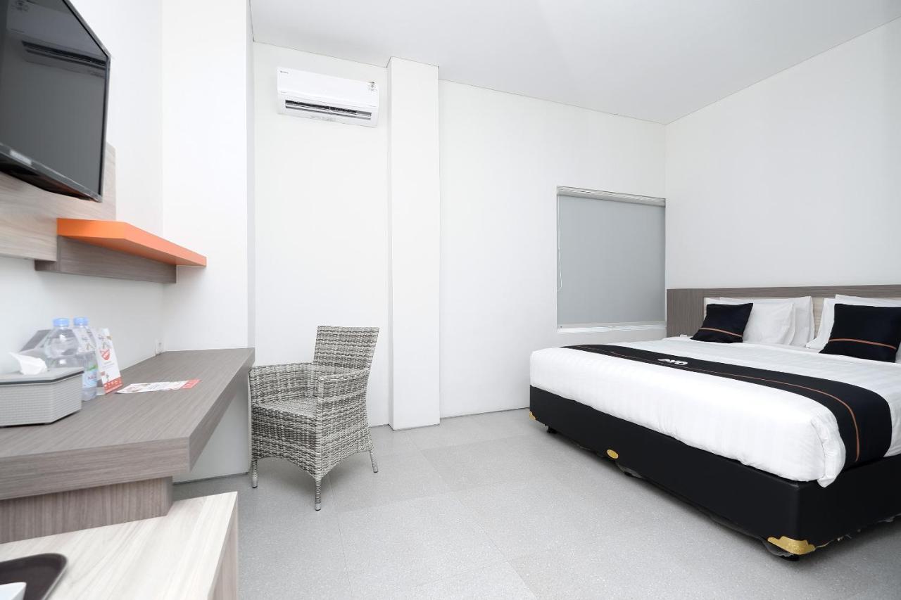 Oyo 2298 Jebres House Syariah Hotel Solo Eksteriør billede