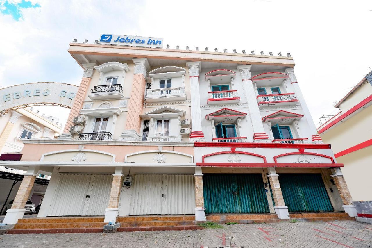 Oyo 2298 Jebres House Syariah Hotel Solo Eksteriør billede