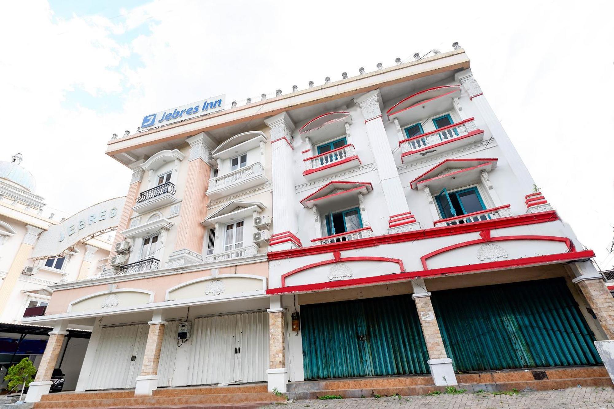 Oyo 2298 Jebres House Syariah Hotel Solo Eksteriør billede